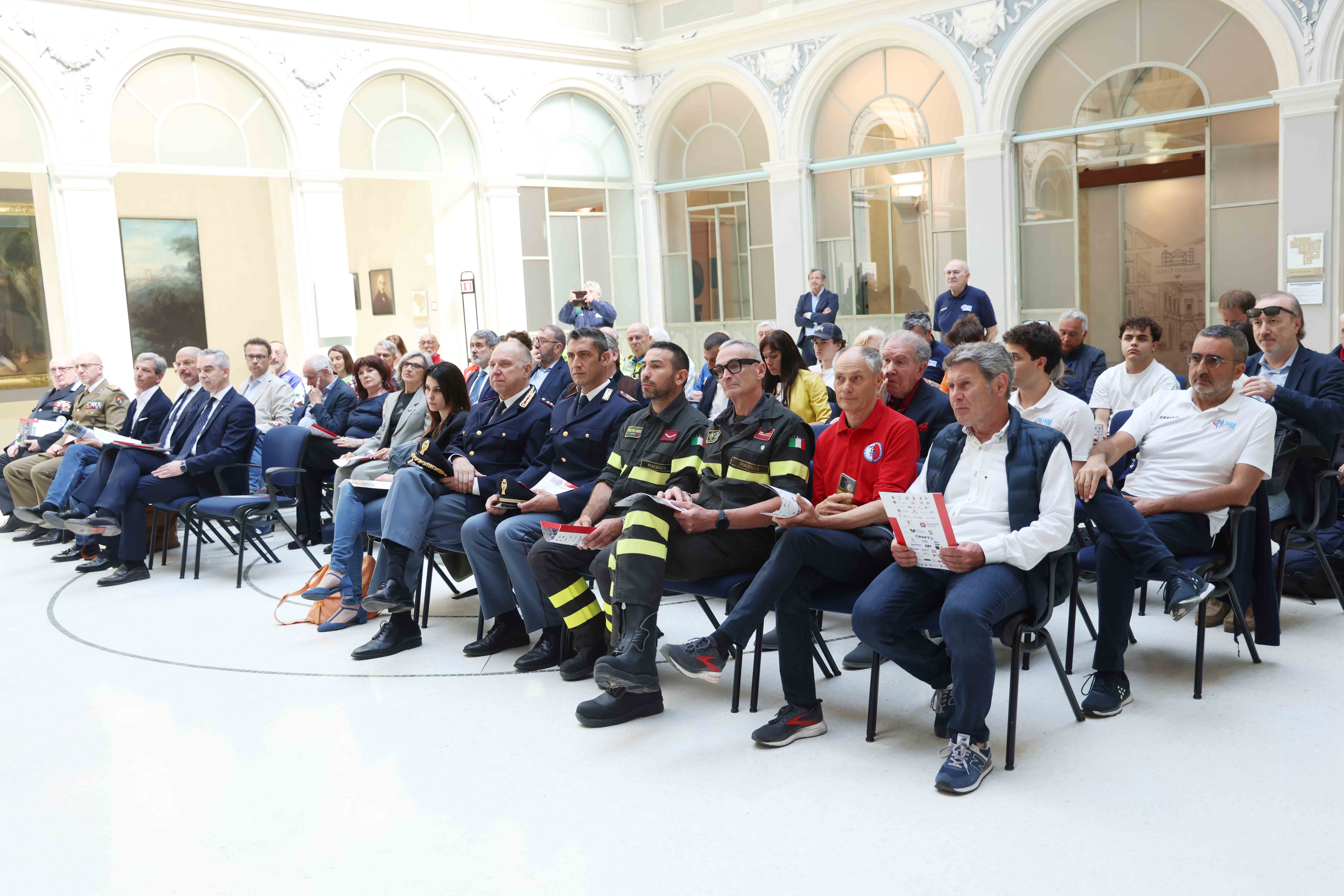 Affollata conferenza stampa in Sala Corrado Sforza Fogliani