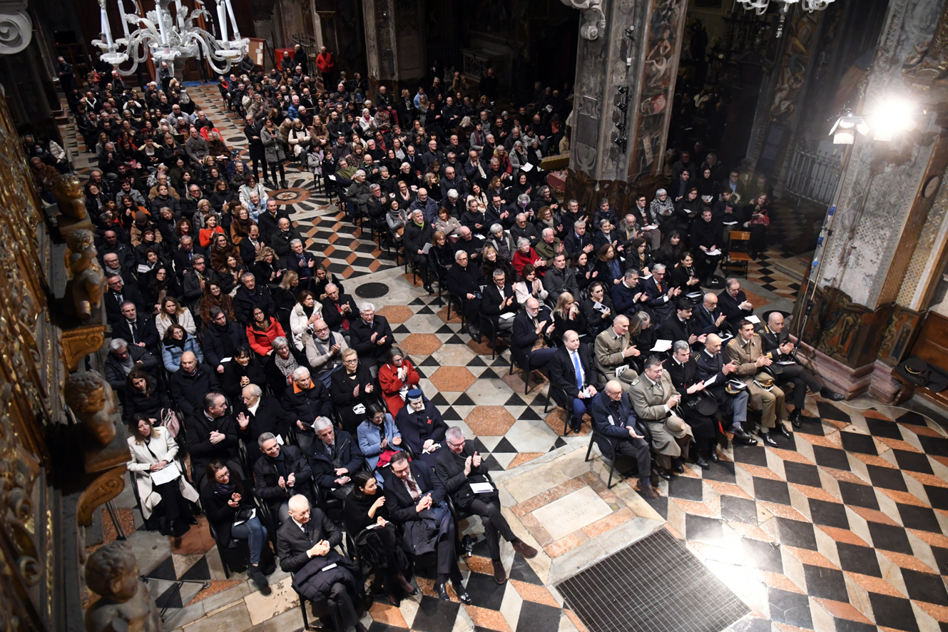 La Basilica di Santa Maria di Campagna gremita