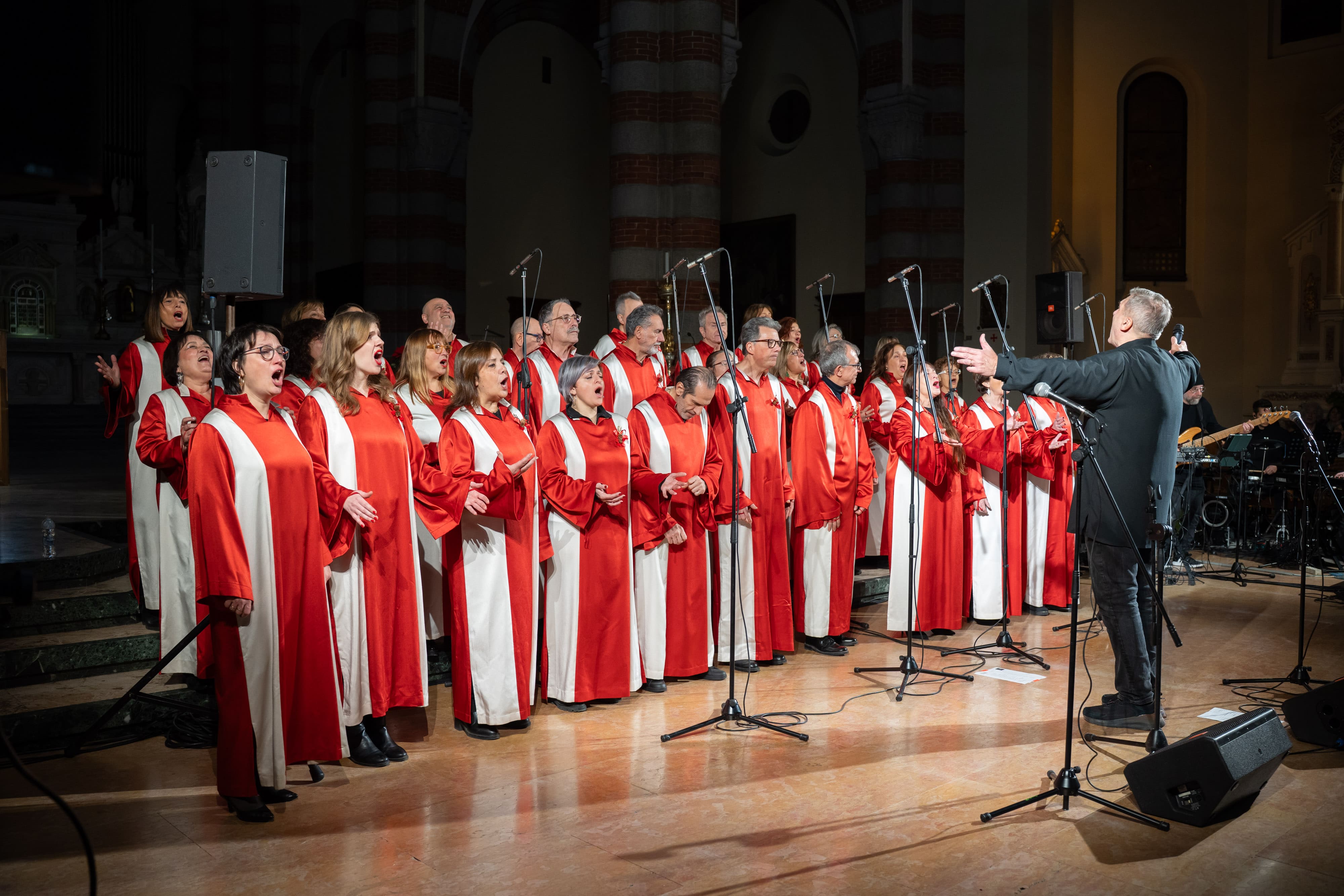 Molto applaudita l'esibizione del Bruco Gospel Choir