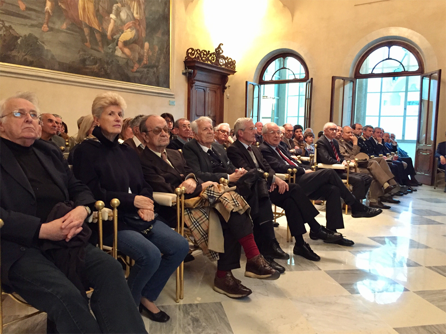 ILLUSTRATO ALLA BANCA DI PIACENZA COME NACQUE L'INSEDIAMENTO MILITARE DI SAN LAZZARO ALBERONI