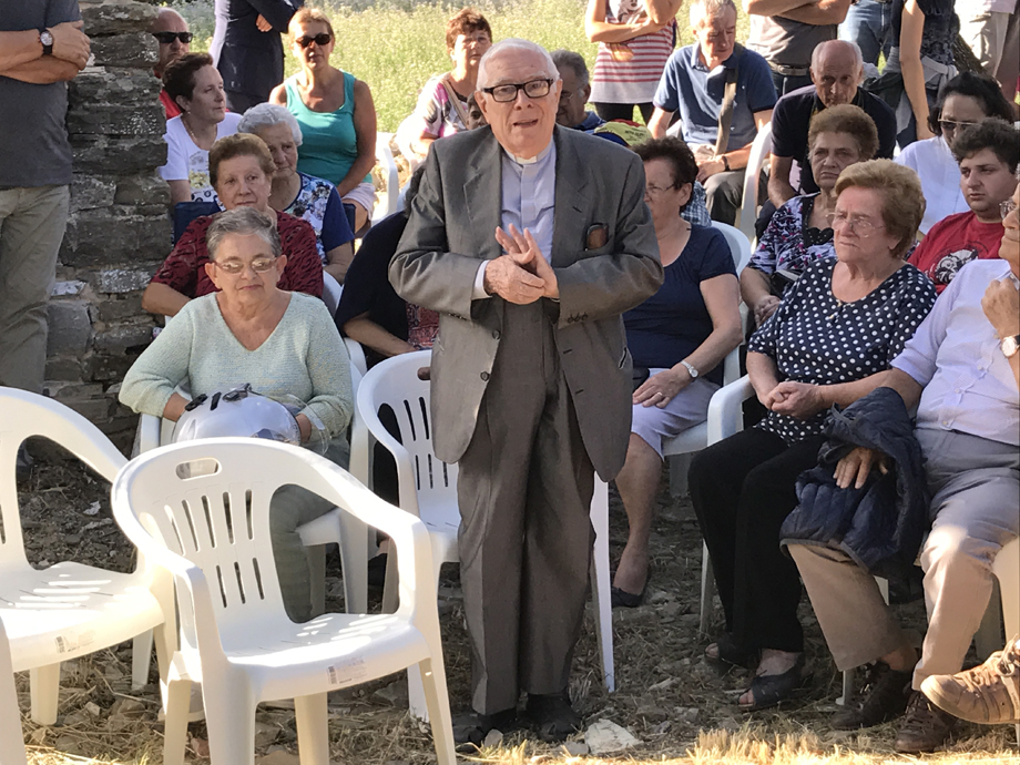 festa ai piedi della Torre di Sant'Antonino