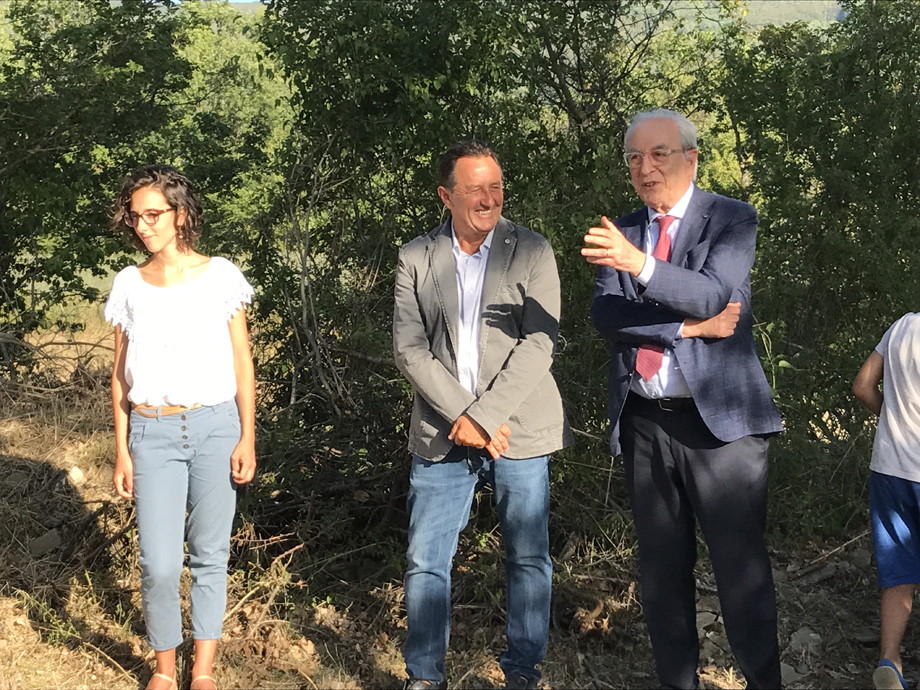 festa ai piedi della Torre di Sant'Antonino