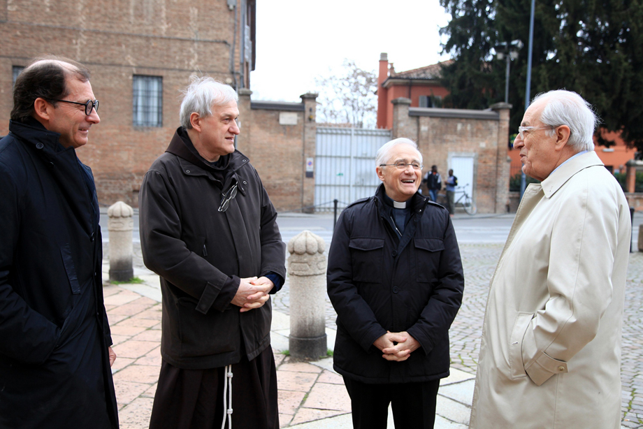 DUE VESCOVI CONTEMPORANEAMENTE ALL'ALTEZZA DEGLI AFFRESCHI DEL PORDENONE