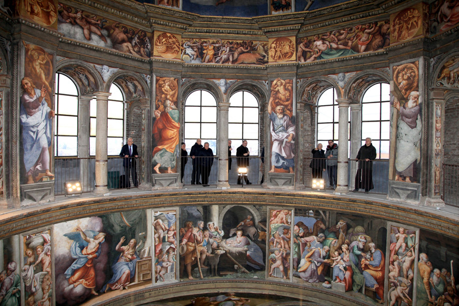 DUE VESCOVI CONTEMPORANEAMENTE ALL'ALTEZZA DEGLI AFFRESCHI DEL PORDENONE