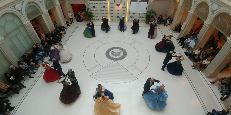 Nella domenica degli Alpini, successo per le due iniziative culturali targate Banca di Piacenza e Ar