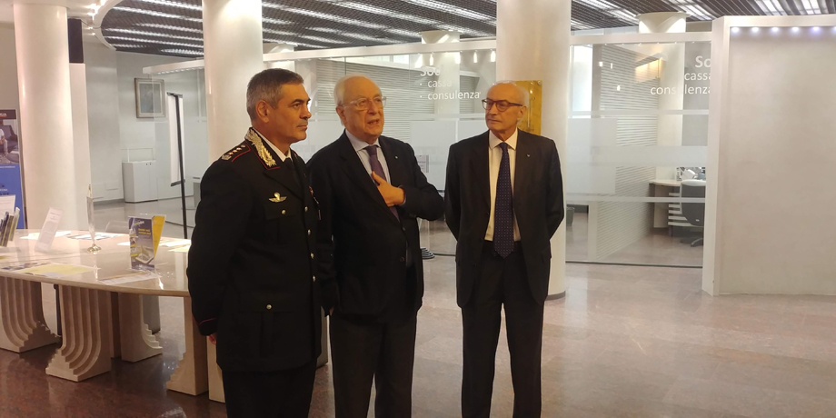 Il nuovo comandante dei Carabinieri in visita alla Banca di Piacenza