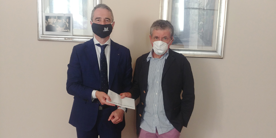 Banca di Piacenza, donazione all'Associazione La Ricerca