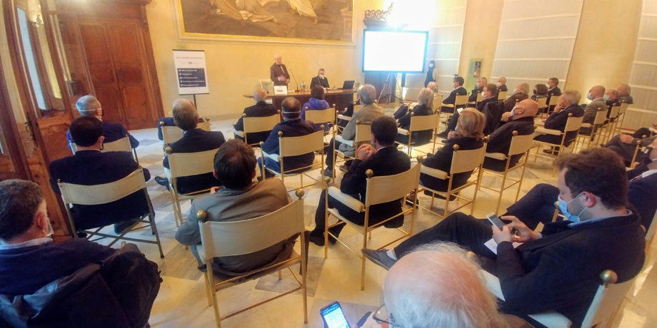 ILLUSTRATA ALLA BANCA DI PIACENZA LA NUOVA ENCICLICA