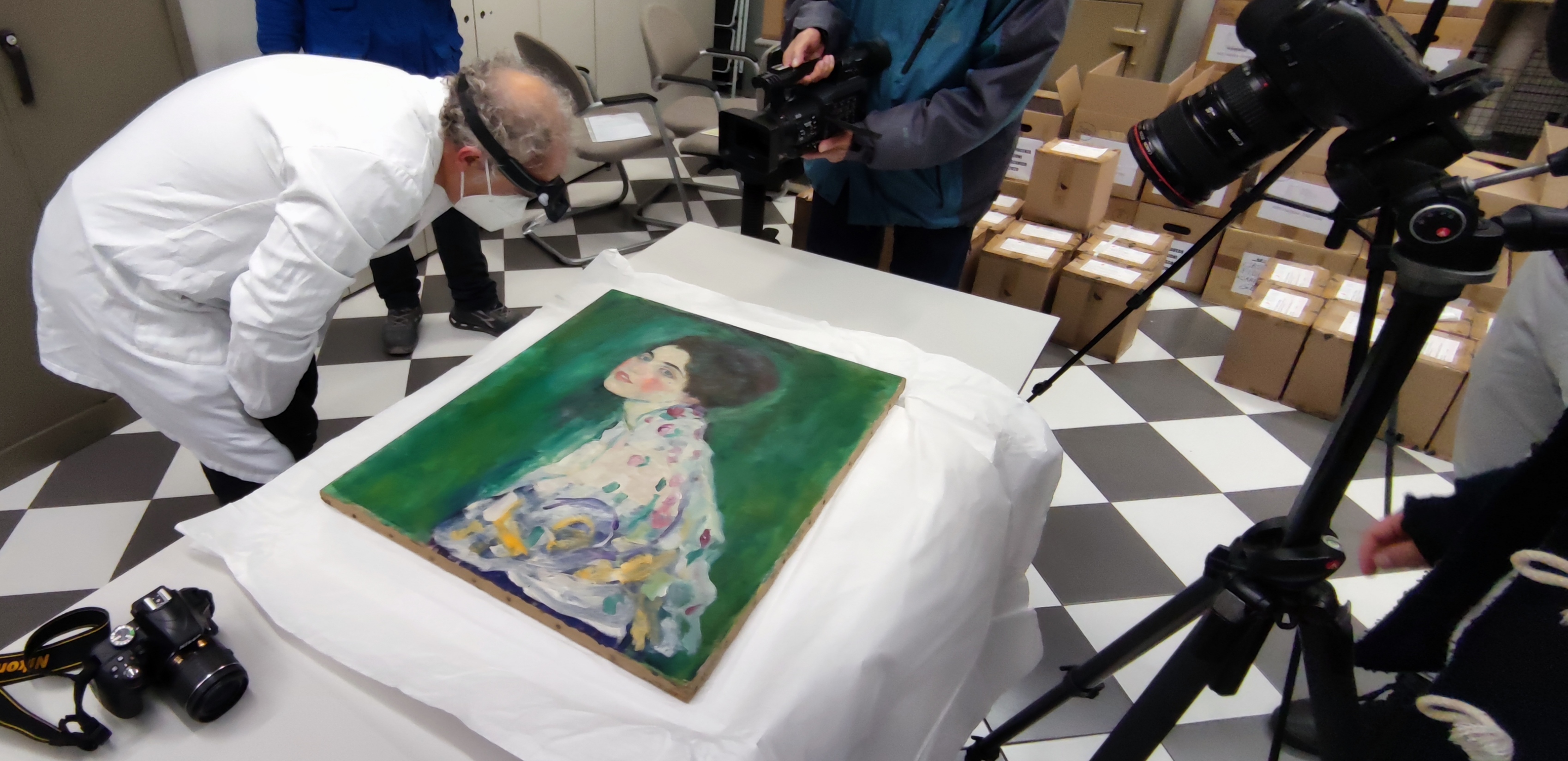 IL KLIMT HA LASCIATO IL CAVEAU DELLA BANCA DI PIACENZA SIGNORA ED ECCE HOMO PRONTI PER LE INAUGURAZI