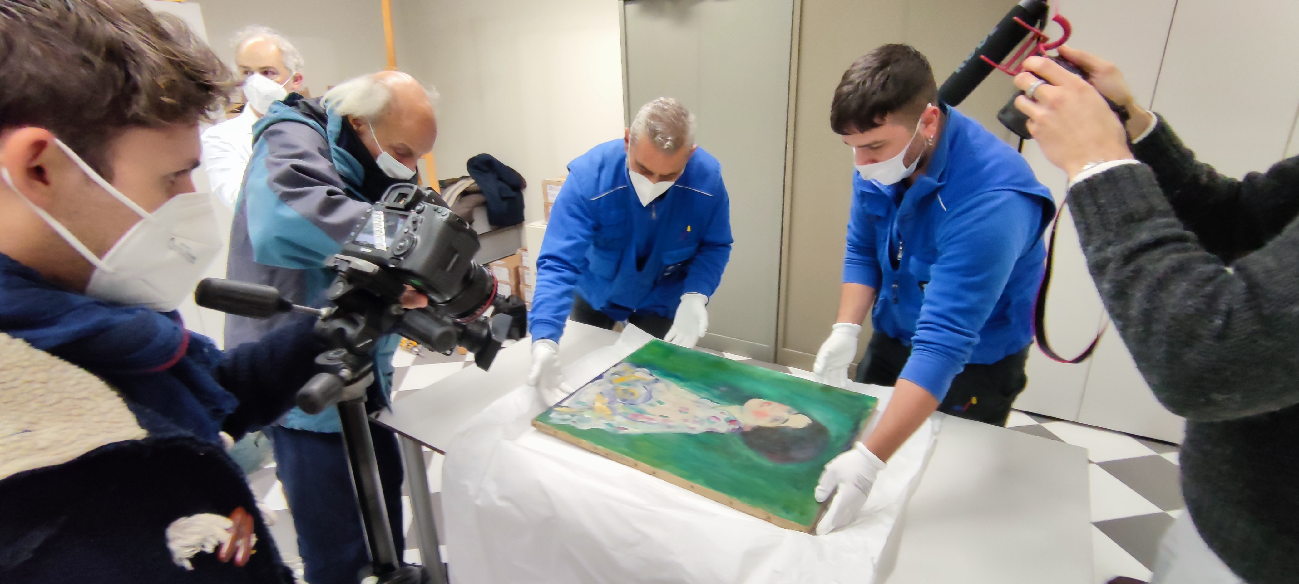 IL KLIMT HA LASCIATO IL CAVEAU DELLA BANCA DI PIACENZA SIGNORA ED ECCE HOMO PRONTI PER LE INAUGURAZI