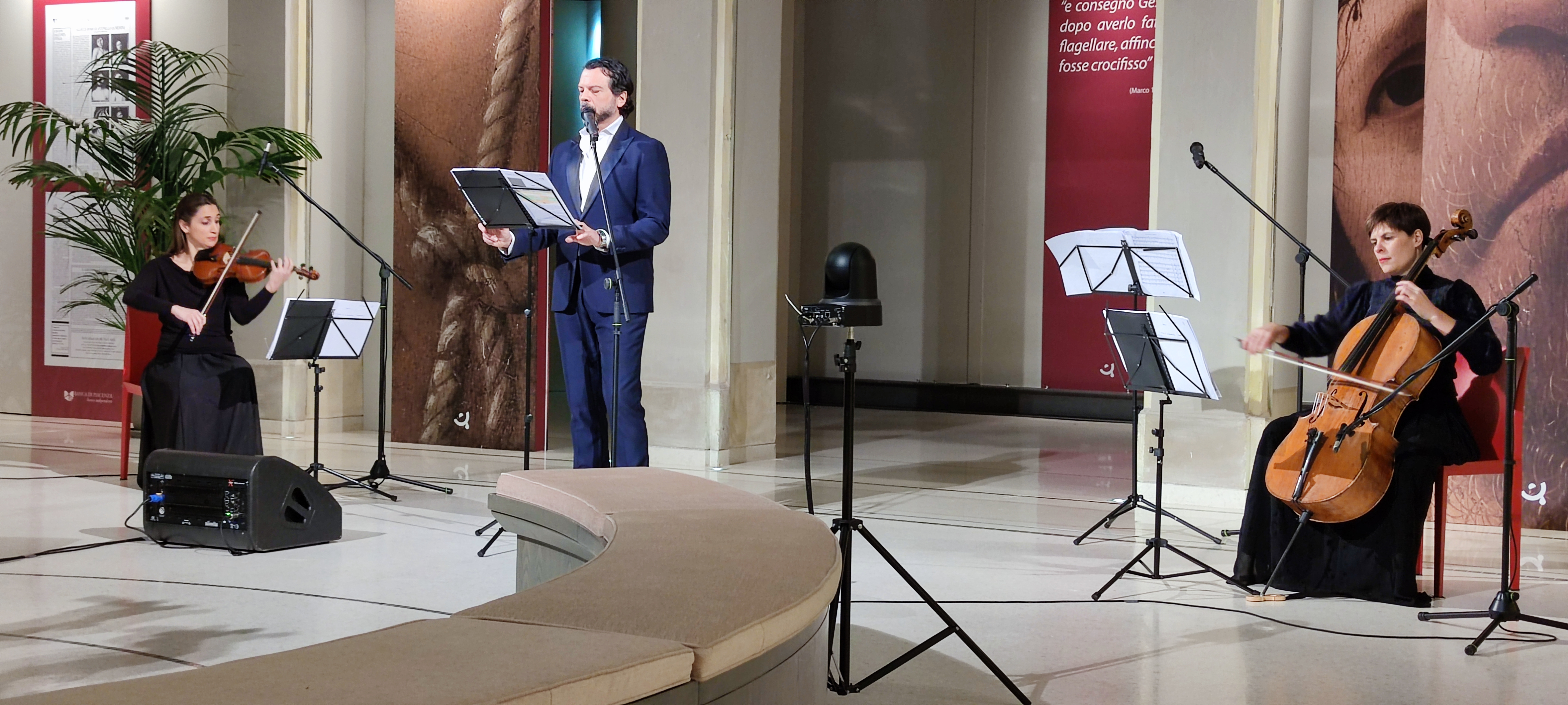 reading di Mino Manni con Alessia Rosini ed Elena Castagnola