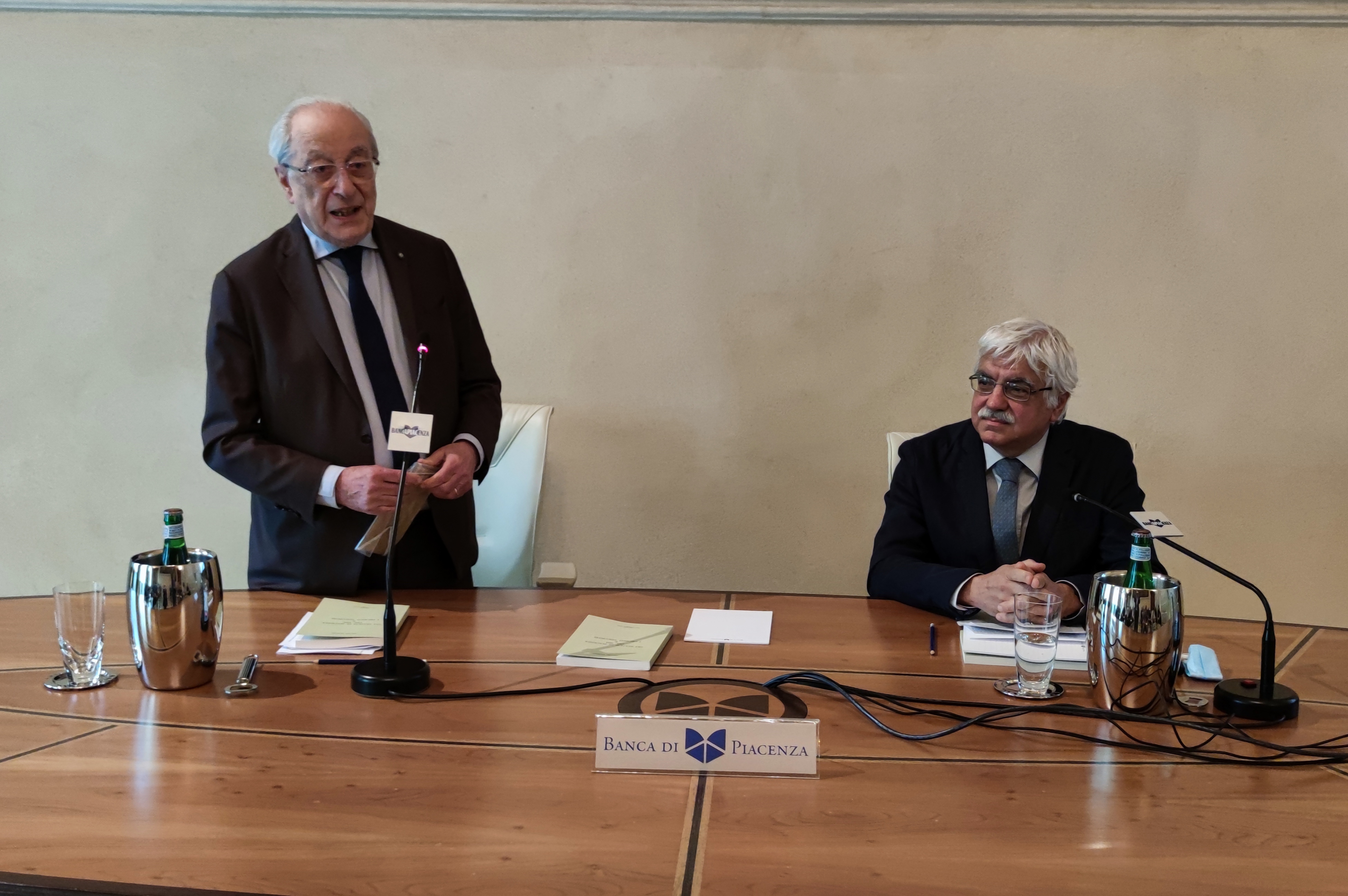 GLI STATUTI DI PIACENZA DEL 1391 E I DECRETI VISCONTEI