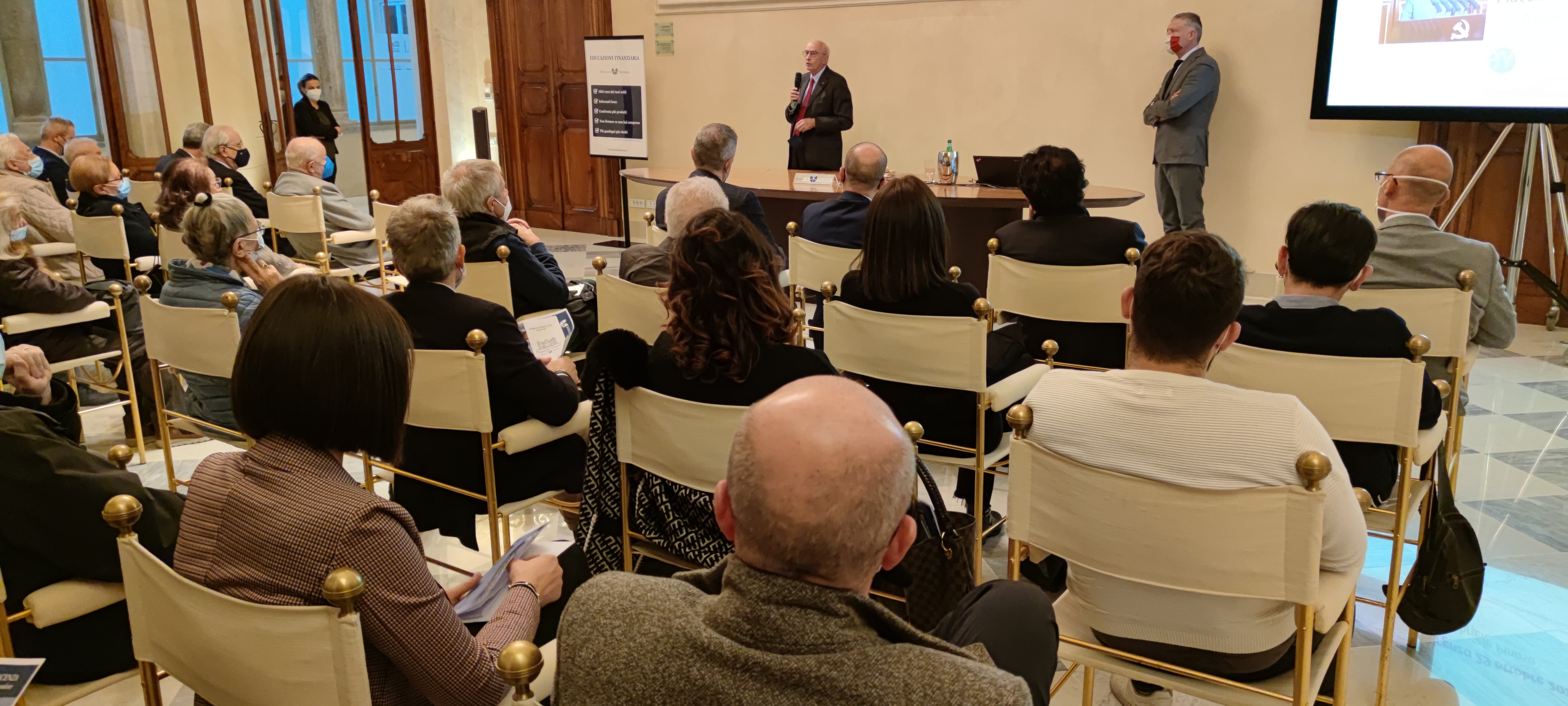 IL COVID HA PORTATO VANTAGGI ECONOMICI ALLA CINA