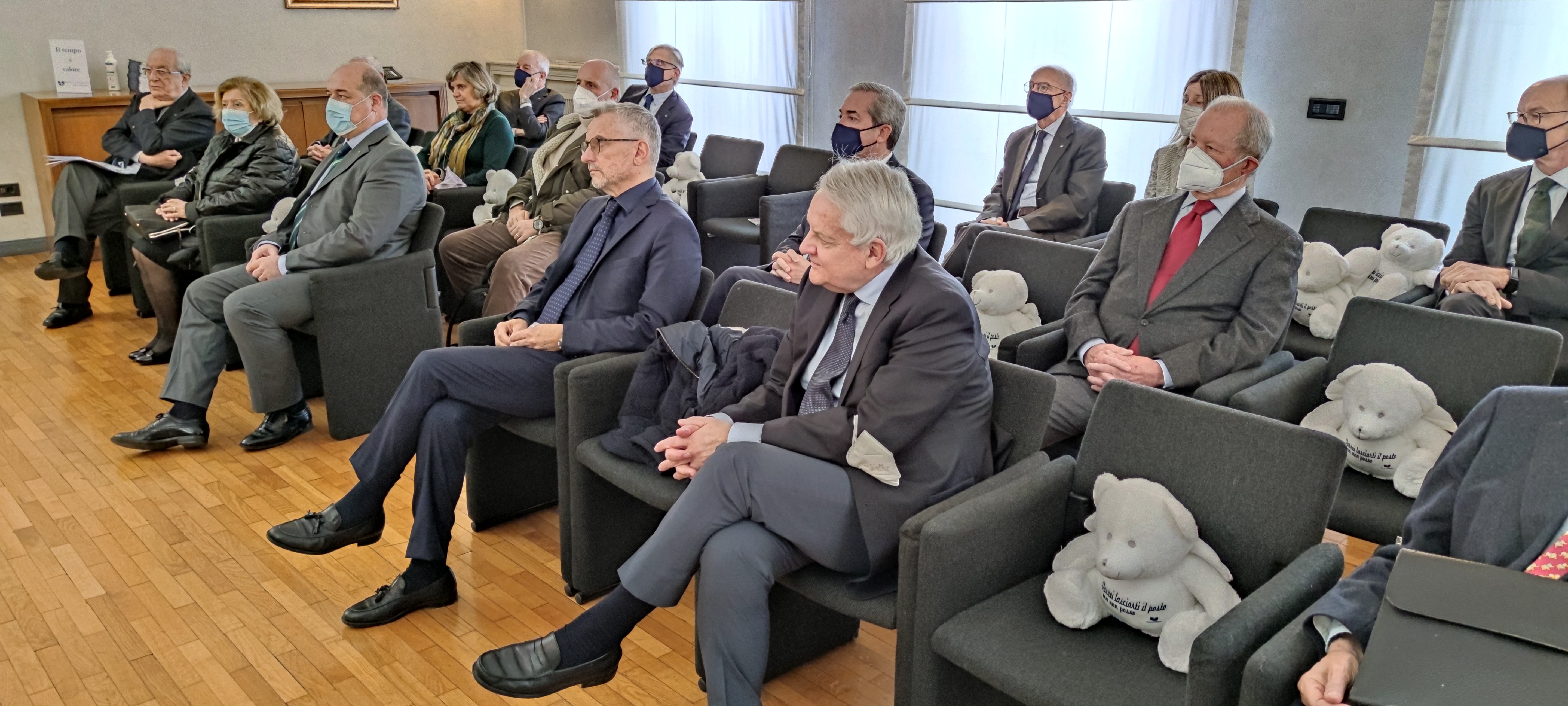 LA BANCA DI PIACENZA RICORDA LUIGI GATTI E CARLO SQUERI DEDICANDOGLI DUE SALE RIUNIONI DELLA SEDE CE