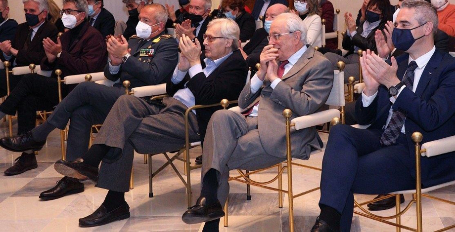 IL PRESIDENTE DELLA CONSOB SAVONA AL PALABANCAEVENTI