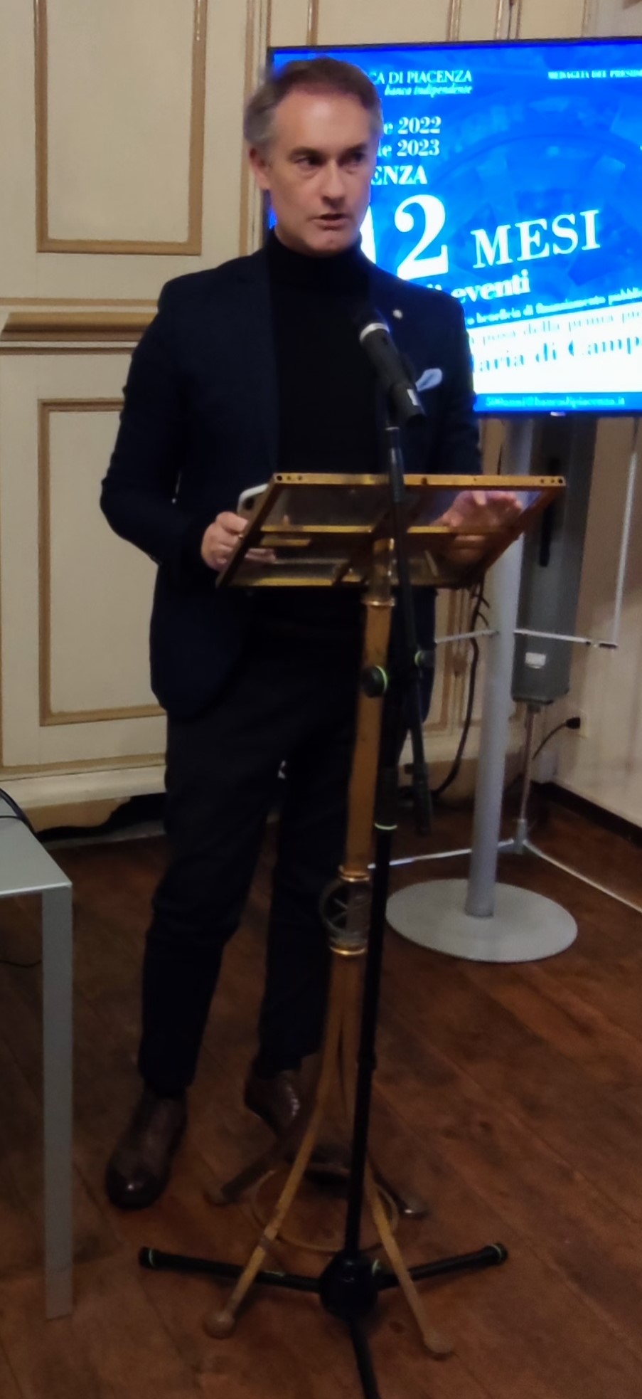 Cinque secoli di poesia tra grandi e sconosciuti