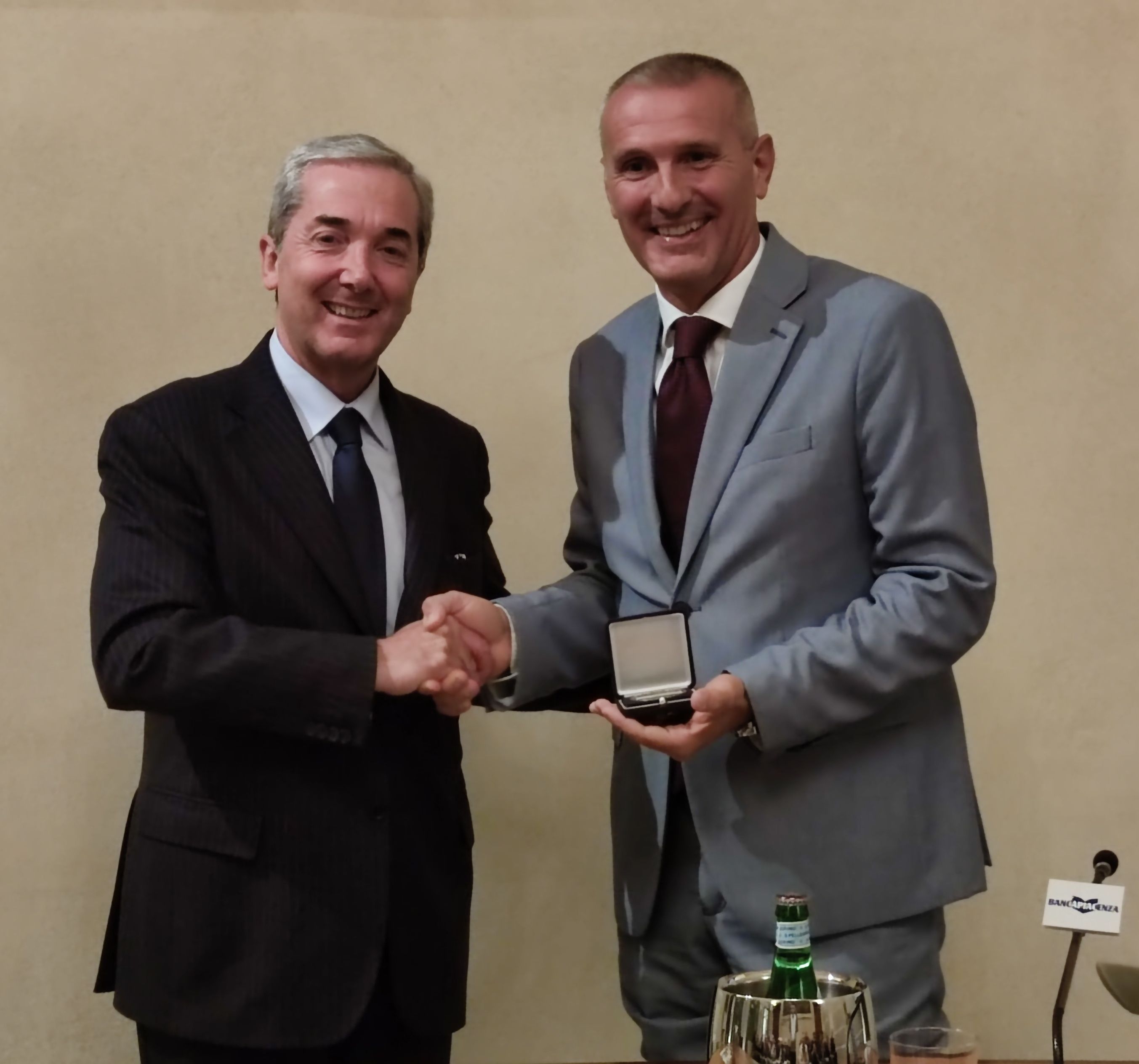 «IL CAMPO DI PRIGIONIA NEL CASTELLO DI REZZANELLO ERA VISSUTO DAGLI UFFICIALI INGLESI QUASI COME UN