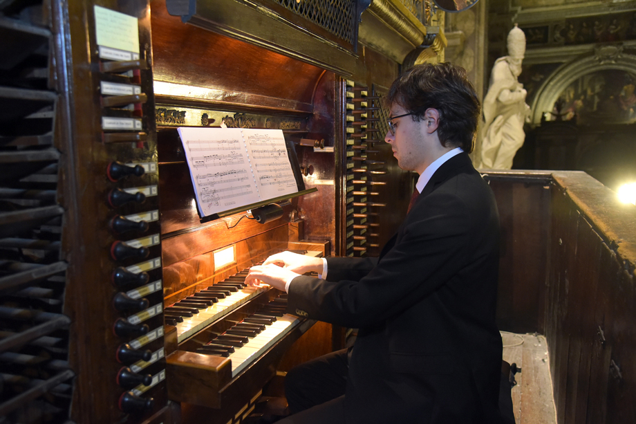 Con i tre organi di Santa Maria di Campagna achilli