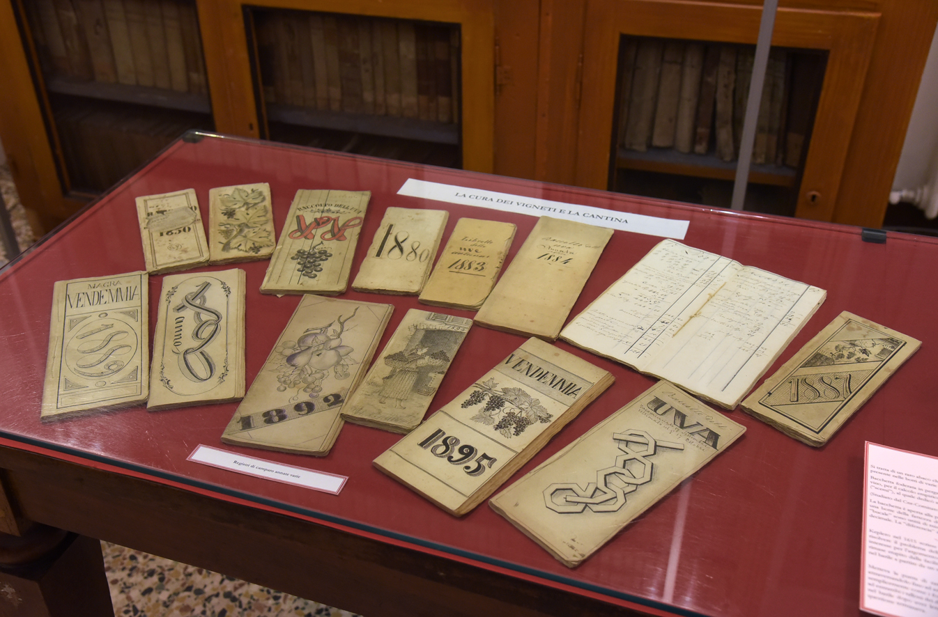 I BANCHETTI DELLE FAMIGLIE NOBILI DELL'800 NON HANNO PIÙ SEGRETI