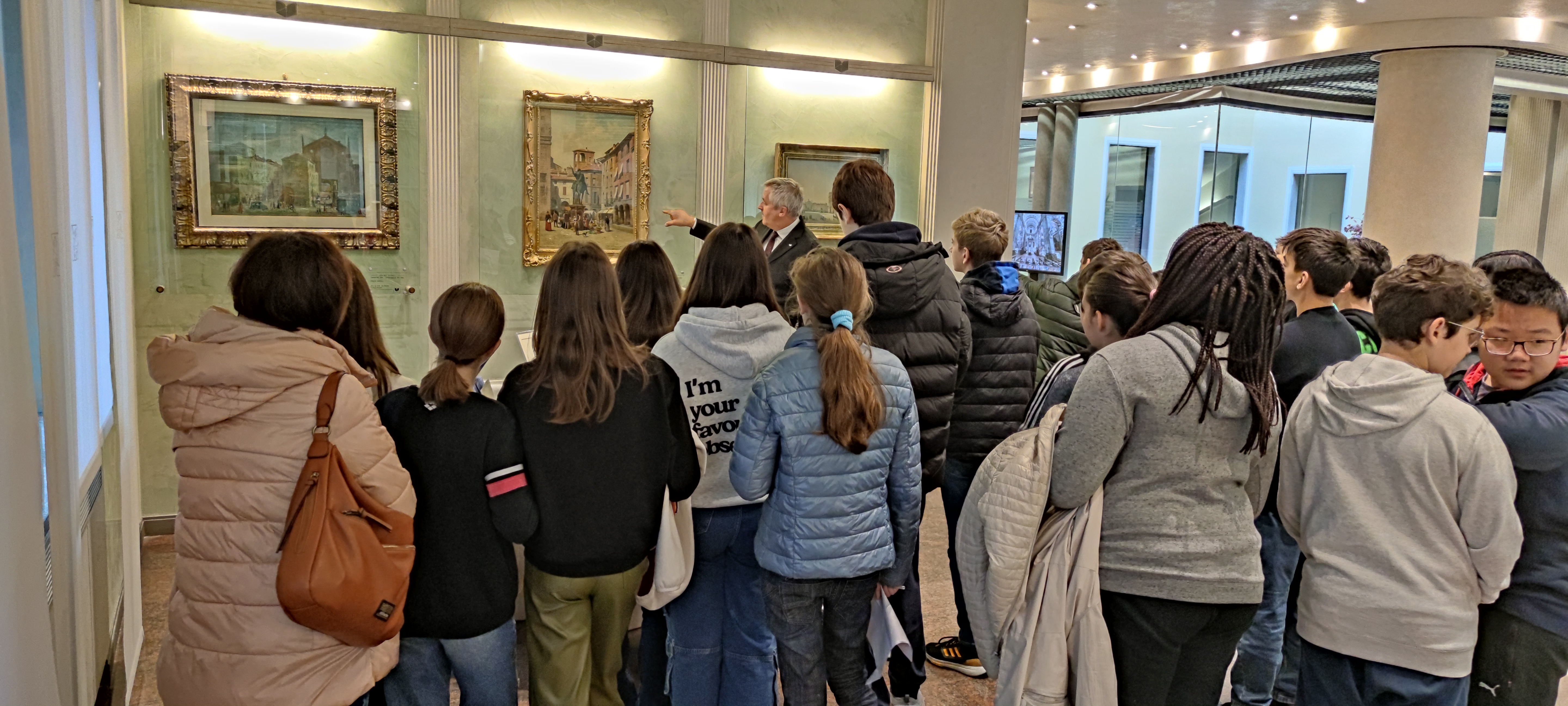 PER GLI STUDENTI DELLA SCUOLA MEDIA DANTE-CARDUCCI UNA LEZIONE PRATICA DI COME FUNZIONA UNA BANCA