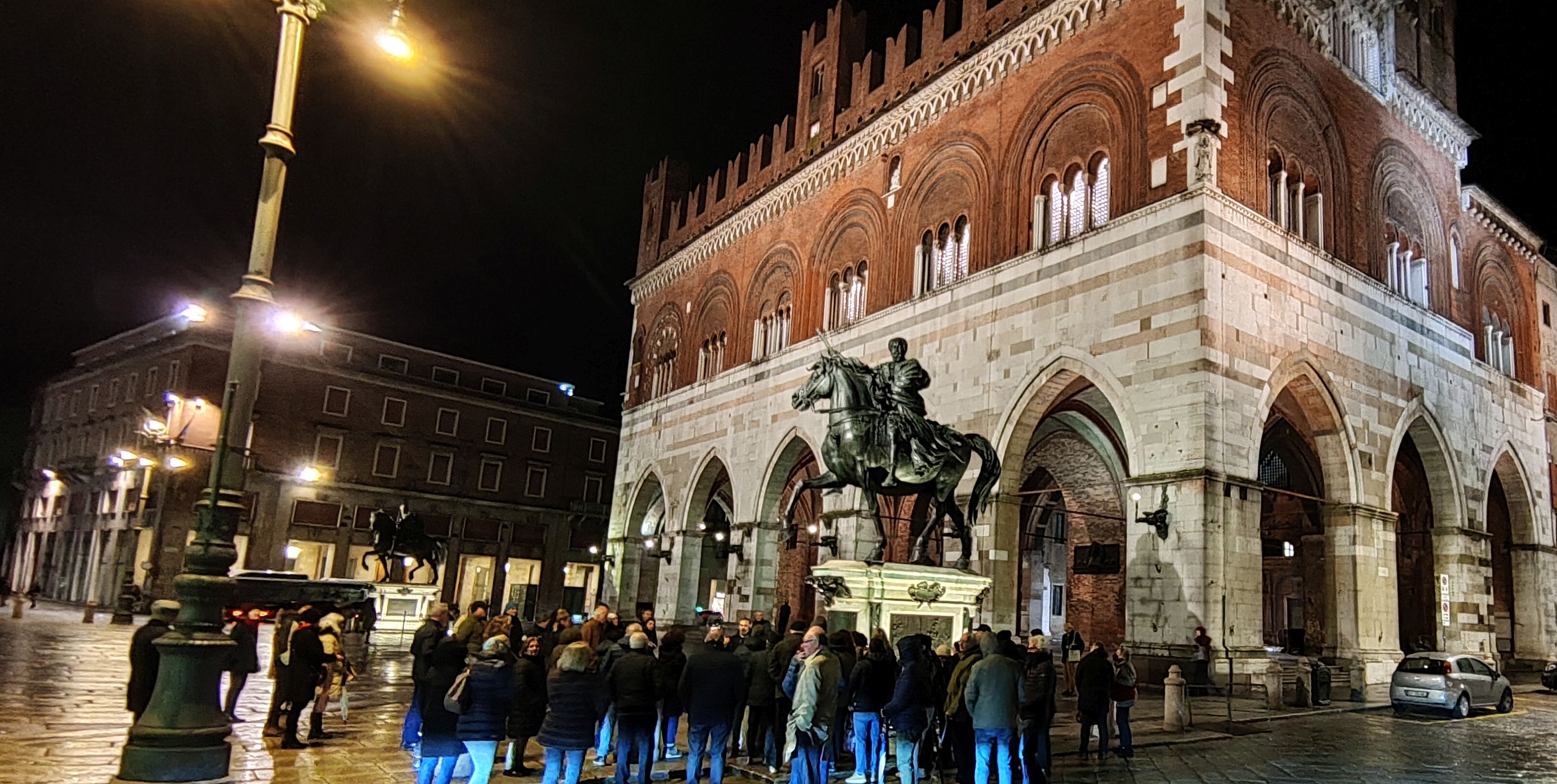 CON I CAVALLI DEL MOCHI LA NOSTRA CITTÀ TENTÒ DI RICONQUISTARE LA FIDUCIA DEI FARNESE