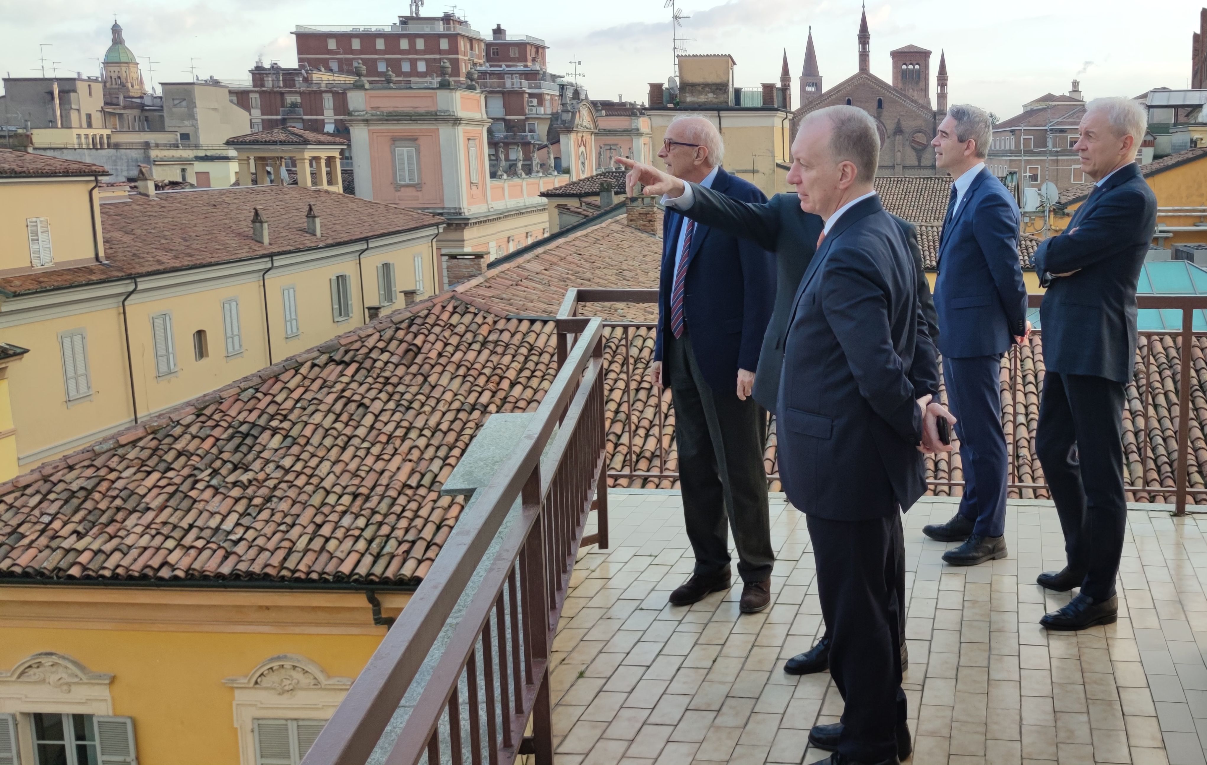 IL NUOVO QUESTORE IN VISITA ALLA BANCA