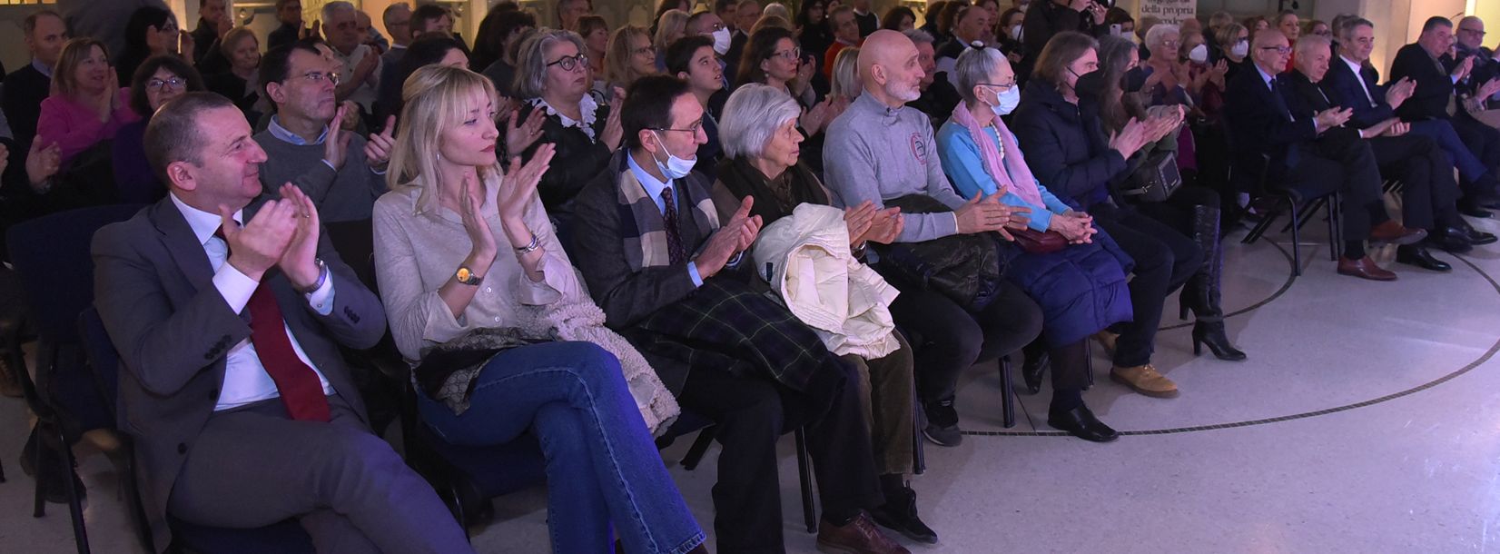 TEDESCHI E BERETTA E LA DIVINA COMMEDIA È SERVITA SUCCESSO AL PALABANCAEVENTI PER IL MELOLOGO SU DAN