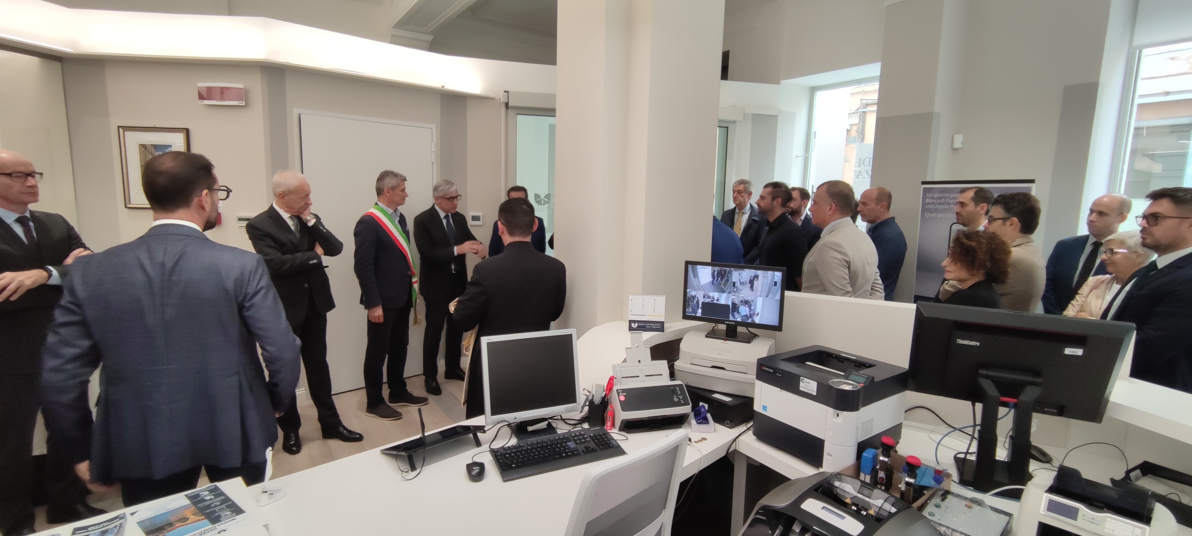 INAUGURATA LA FILIALE DI PAVIA «PORTIAMO LA NOSTRA SOLIDITÀ IN TERRITORI LIMITROFI FIERI DI ESSERE U