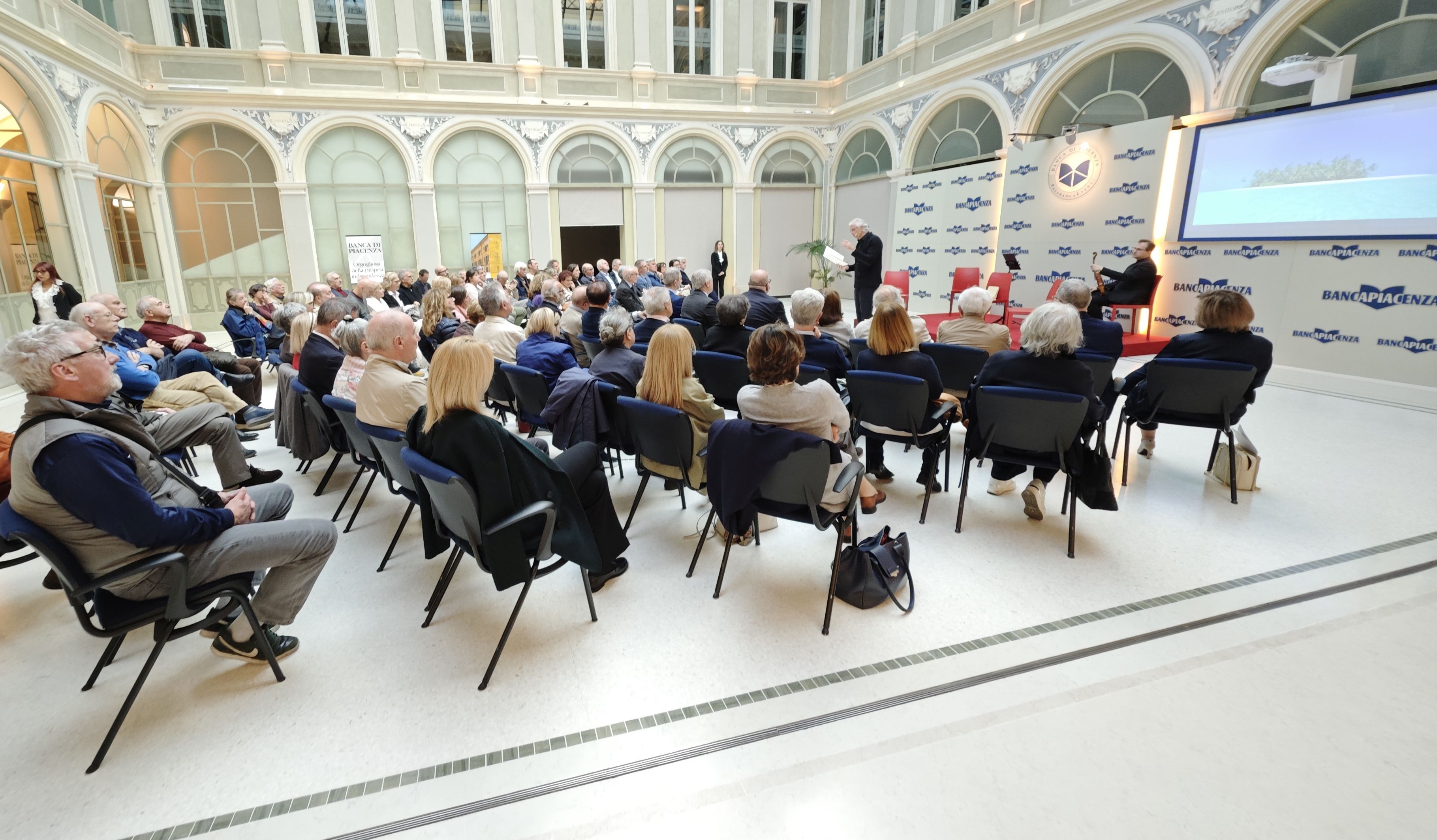 SUCCESSO AL PALABANCAEVENTI PER IL DIALOGO "IMMAGINARIO" DI FINAZZER FLORY TRA EINAUDI E SFORZA