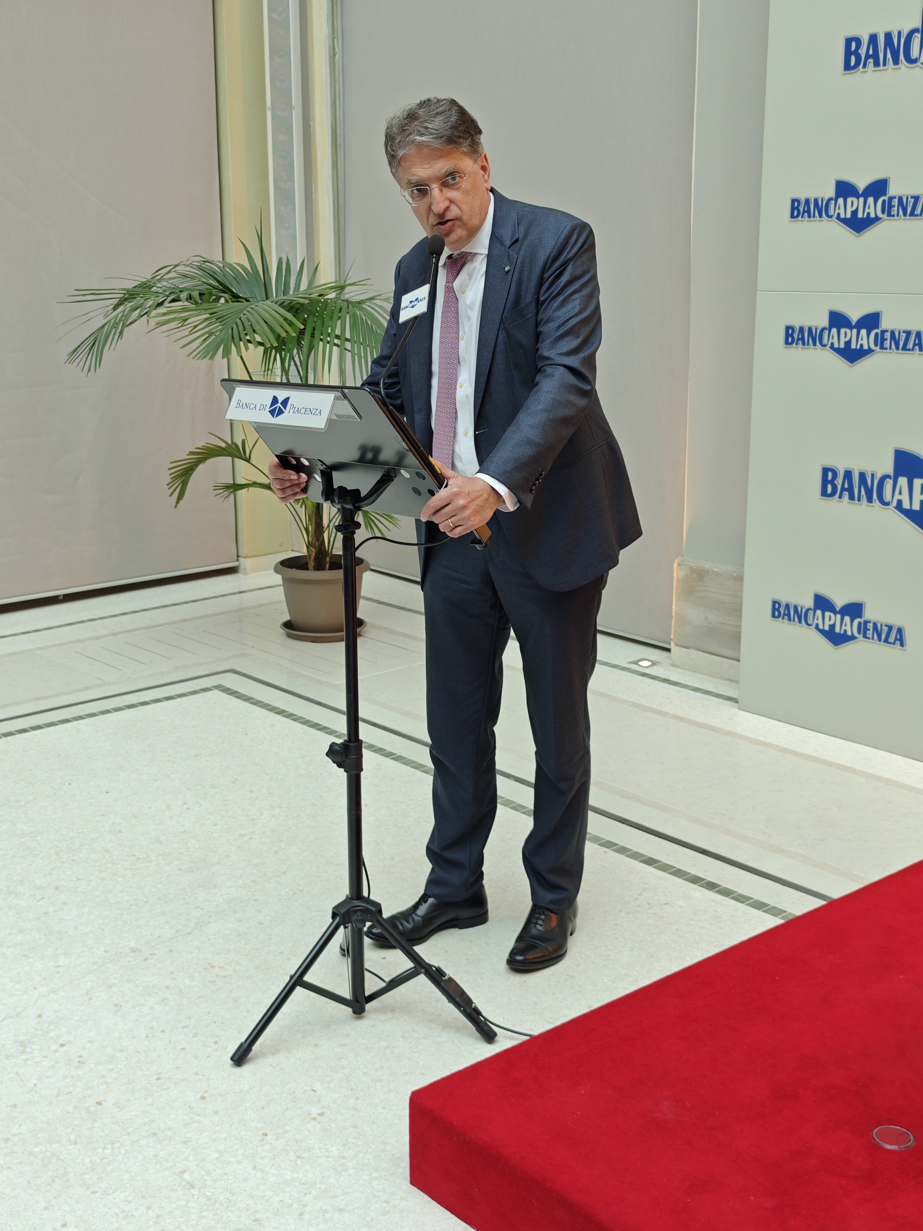 PRESENTATO AL PALABANCAEVENTI IL REPORT 2024 DEDICATO ALL'ECONOMIA PIACENTINA