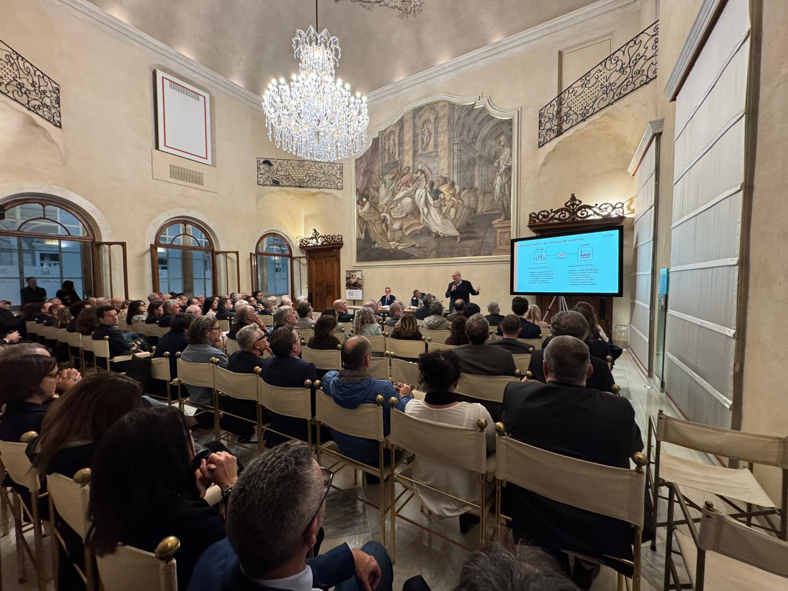 UN PATTO DI SISTEMA PER GESTIRE LE CRISI AZIENDALI