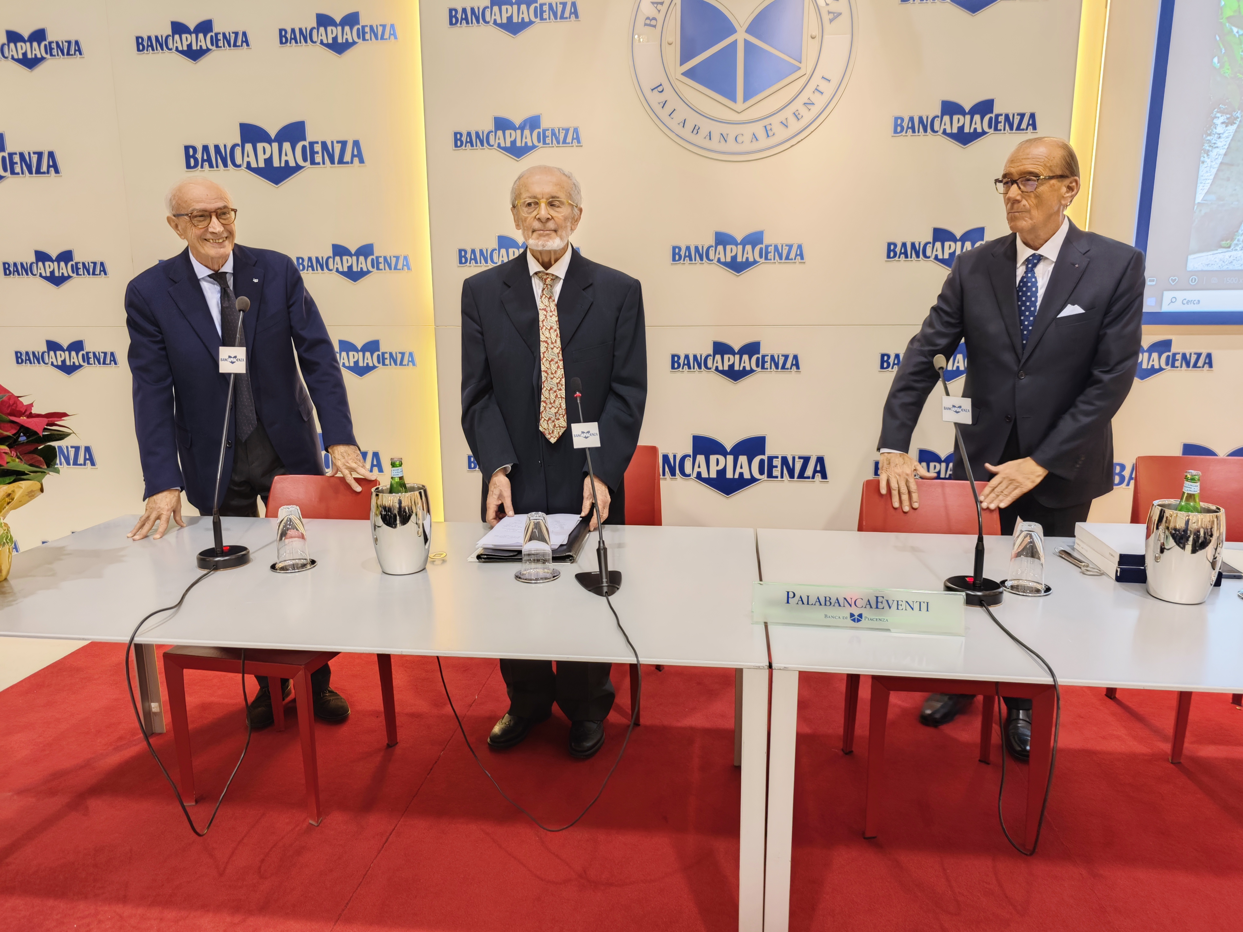 PARTECIPATA CERIMONIA DI CONSEGNA DEL PREMIO GAZZOLA AL PALABANCAEVENTI PER IL RESTAURO DEL CASTELLO