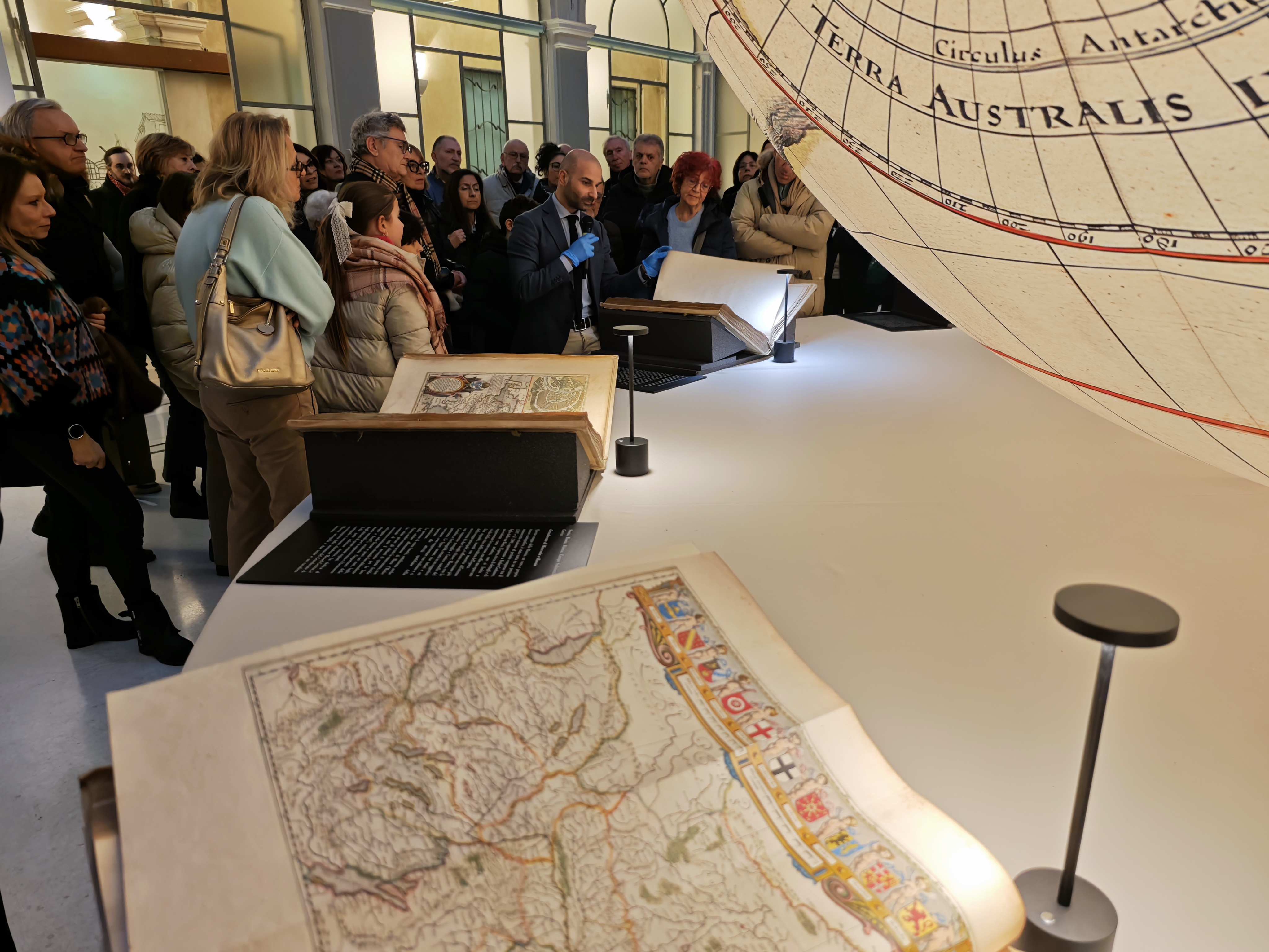 LA MOSTRA ATLAS MAIOR CHIUDE COL BOTTO